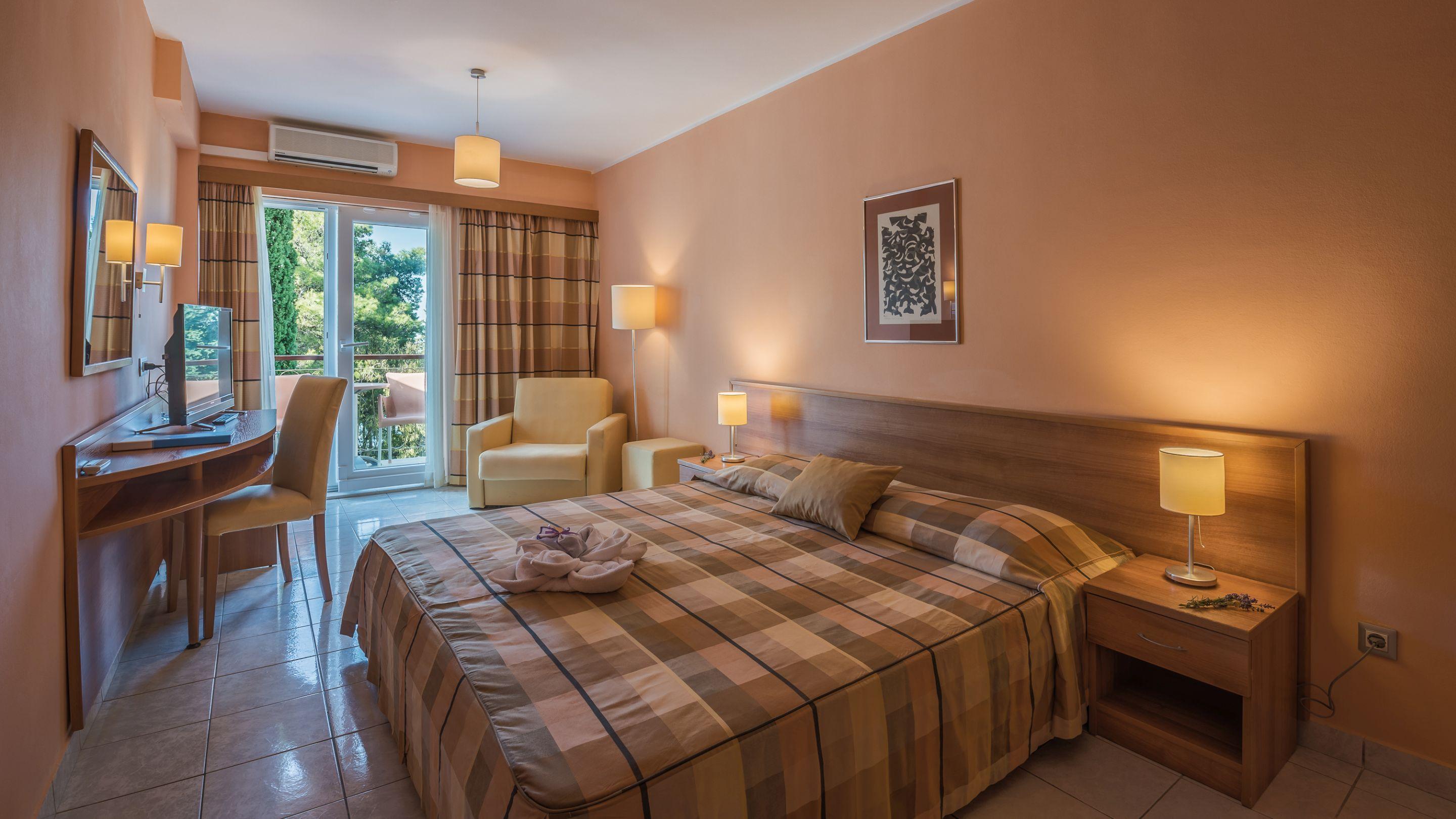 Aminess Vival Casa Velaris Hotel Supetar Exterior photo