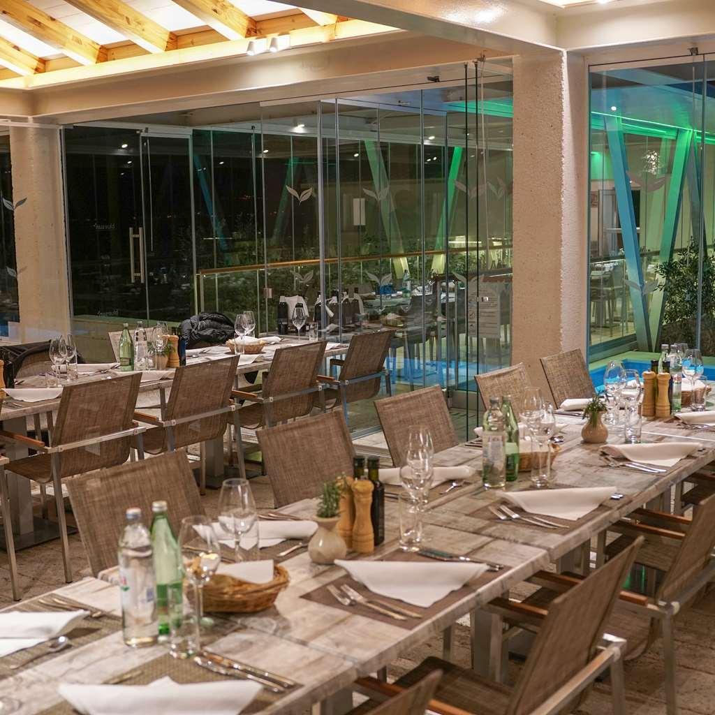 Aminess Vival Casa Velaris Hotel Supetar Restaurant photo