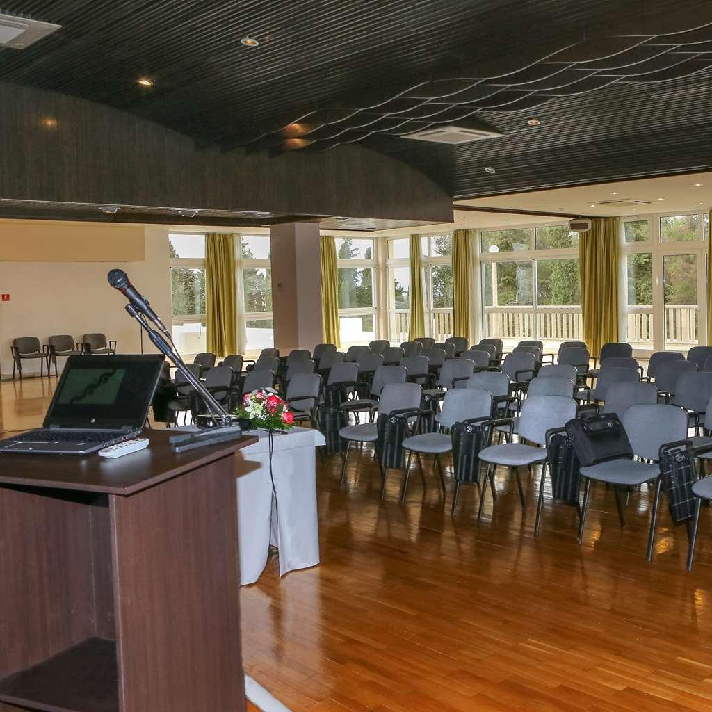 Aminess Vival Casa Velaris Hotel Supetar Facilities photo