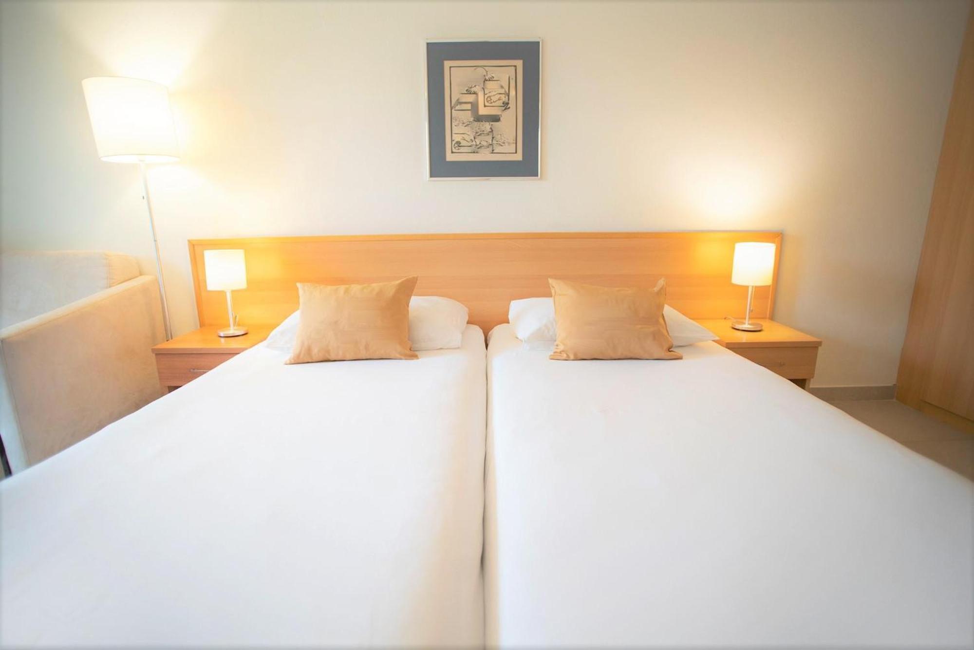 Aminess Vival Casa Velaris Hotel Supetar Exterior photo