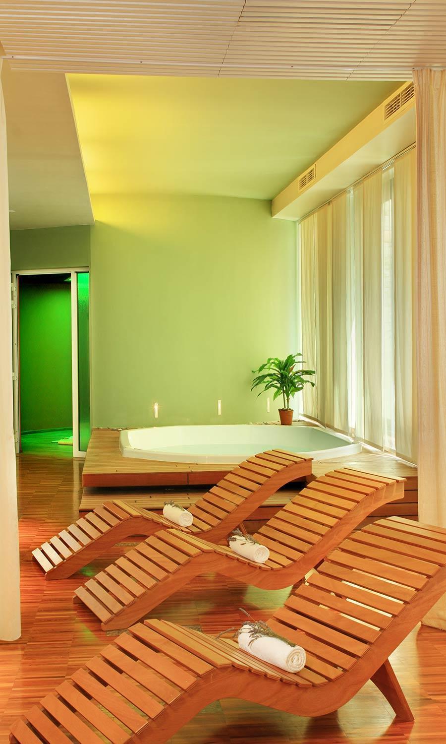 Aminess Vival Casa Velaris Hotel Supetar Exterior photo
